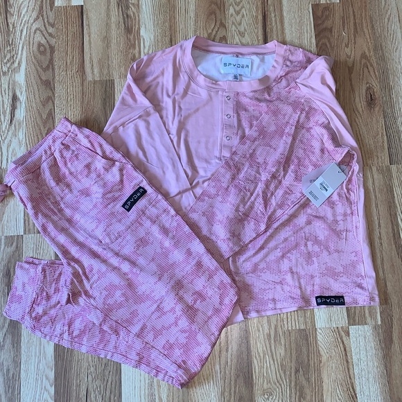 Spyder Pajamas/Athleisure Wear.Size Large.NWT.